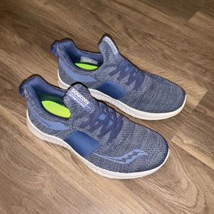 Saucony Womens Tennis Shoes​